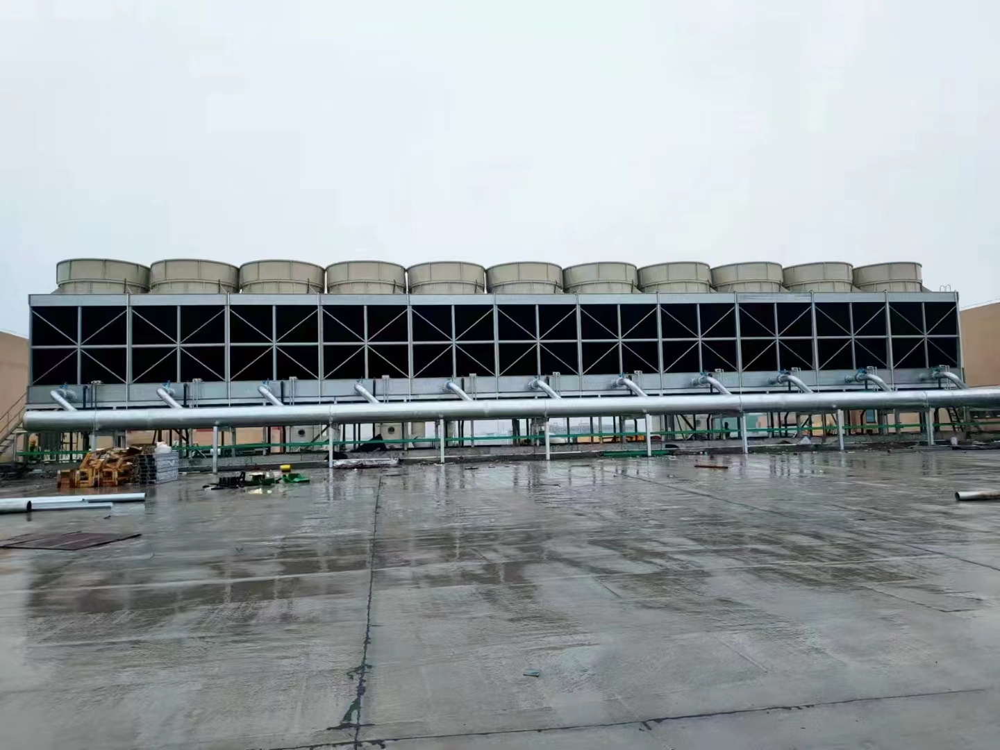 選用逆流式冷卻塔應注意哪些問題？(豐南方形逆流式玻